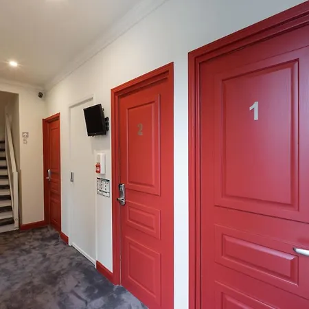 Apartahotel En