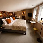 En